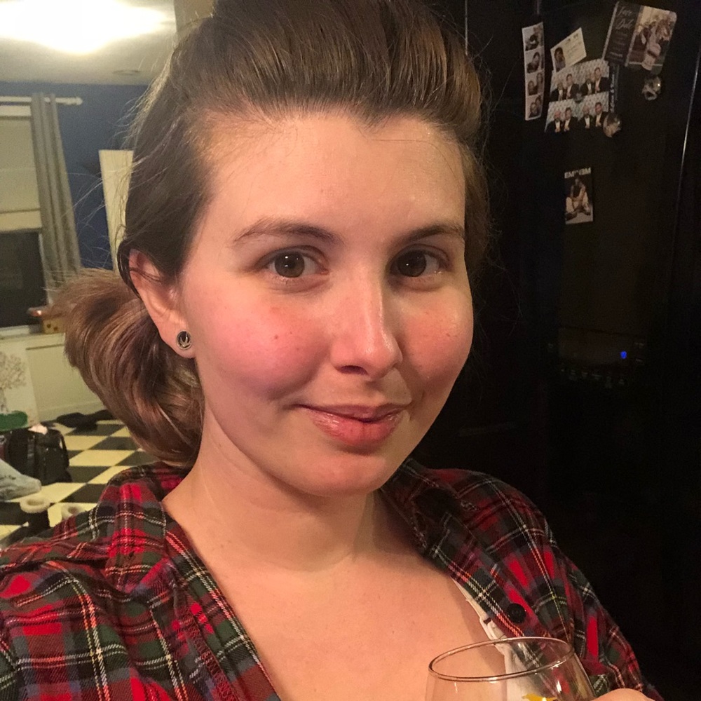 Meet your Posher, Gina